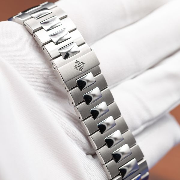 Patek Philippe Nautilus 5726/1A-014